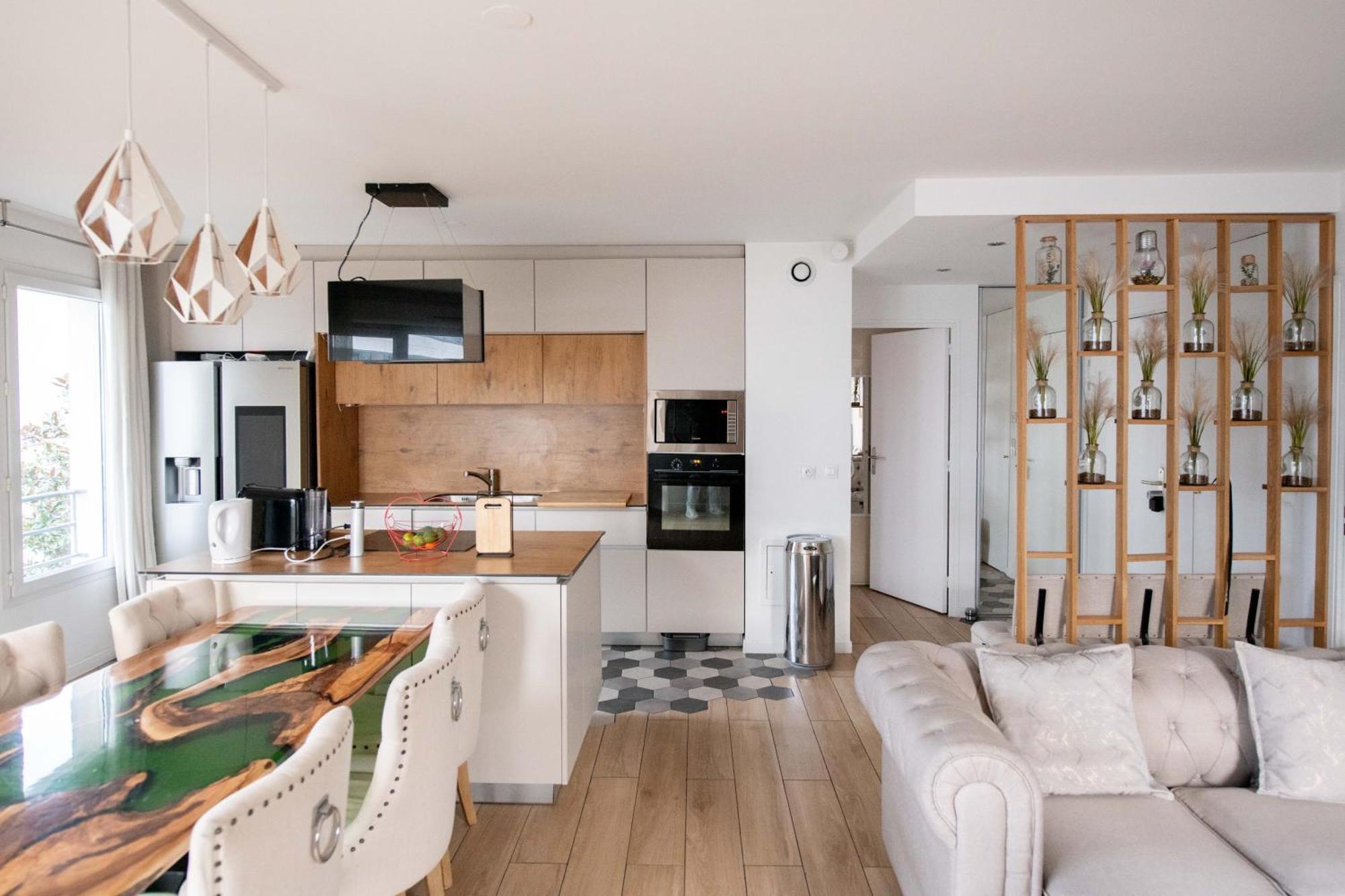 Elise De Roche Equipe Balcon Parking Rer B Apartment Ле Бурже Екстериор снимка